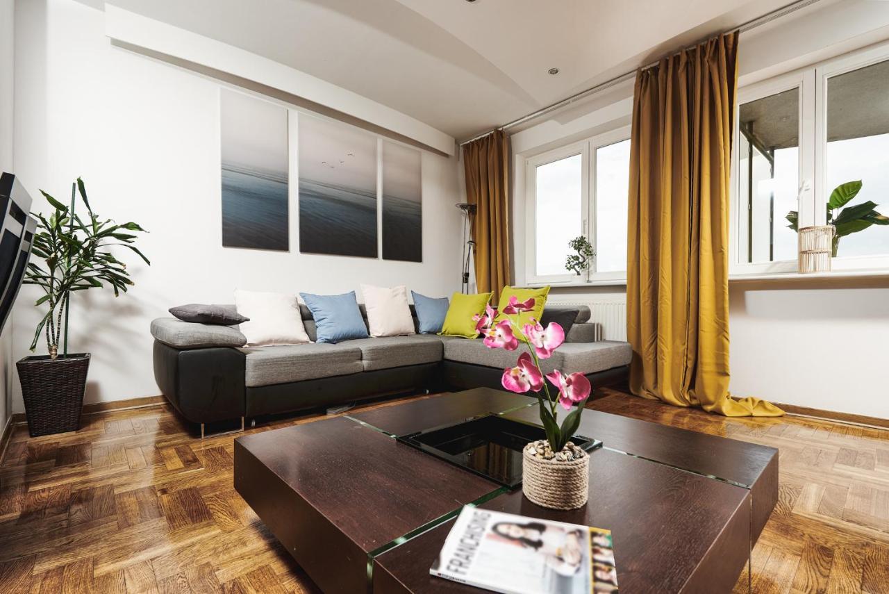 Lumina Spacious Apartment Near The Railway Station وارسو المظهر الخارجي الصورة