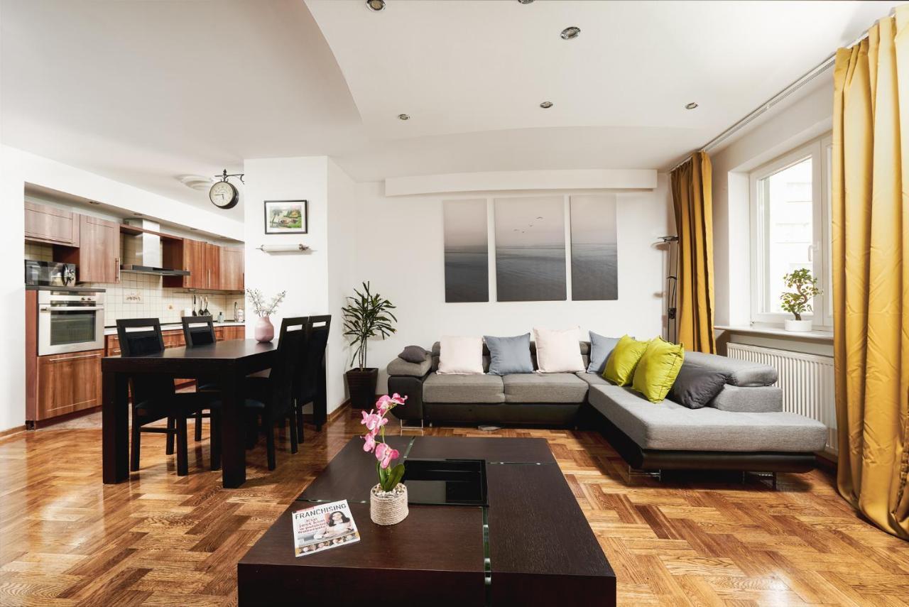 Lumina Spacious Apartment Near The Railway Station وارسو المظهر الخارجي الصورة