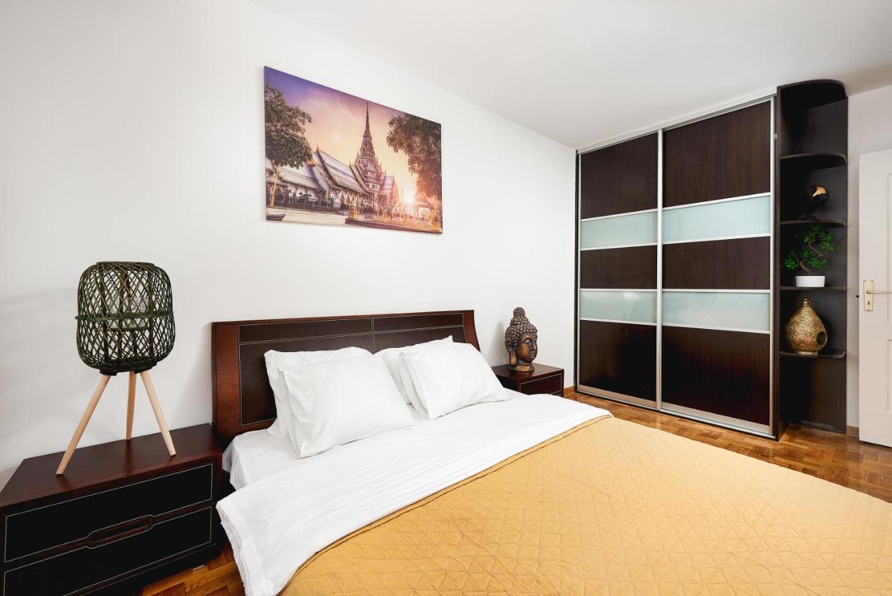 Lumina Spacious Apartment Near The Railway Station وارسو المظهر الخارجي الصورة