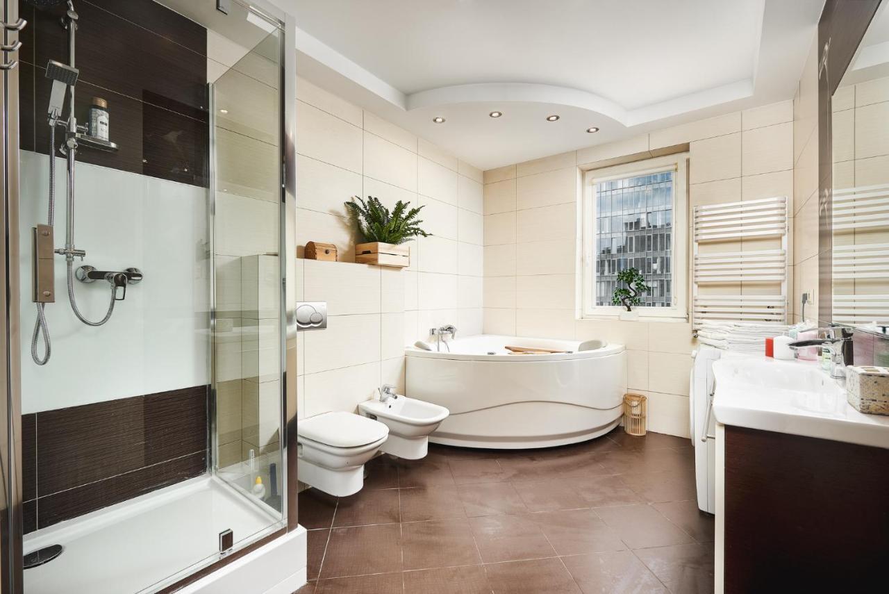 Lumina Spacious Apartment Near The Railway Station وارسو المظهر الخارجي الصورة