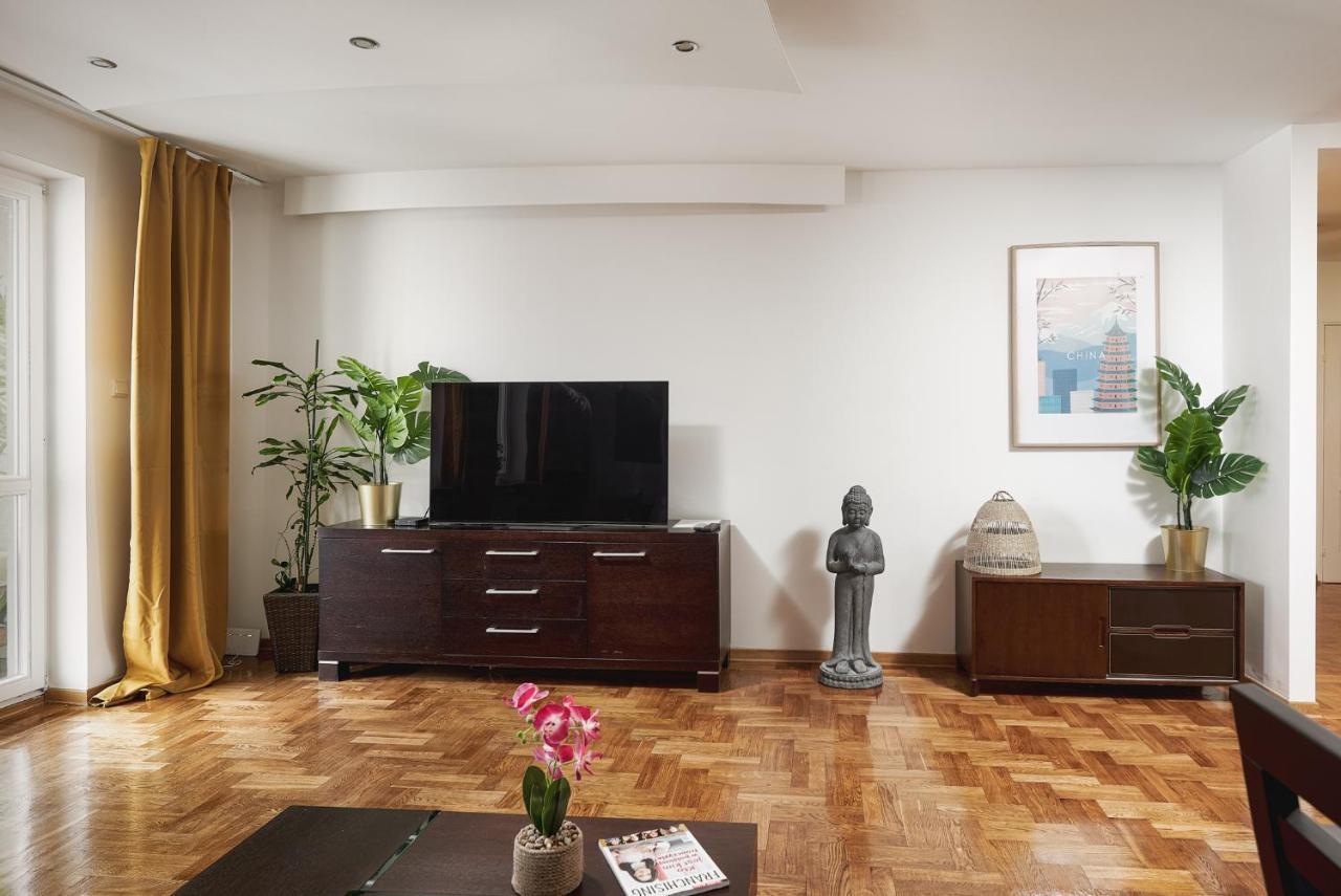 Lumina Spacious Apartment Near The Railway Station وارسو المظهر الخارجي الصورة