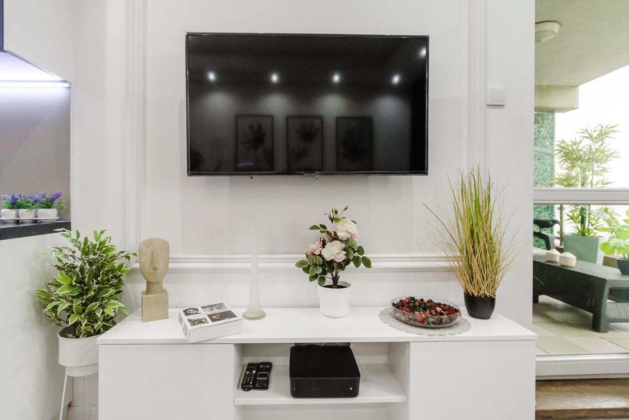 Lumina Spacious Apartment Near The Railway Station وارسو المظهر الخارجي الصورة